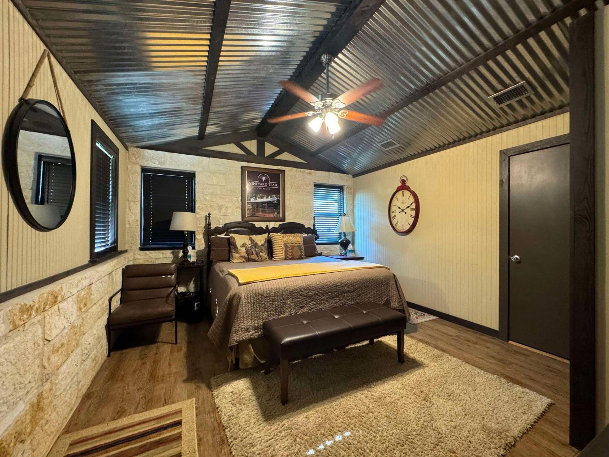 Vineyard Trail Cottages- Adults Only Fredericksburg Exterior foto