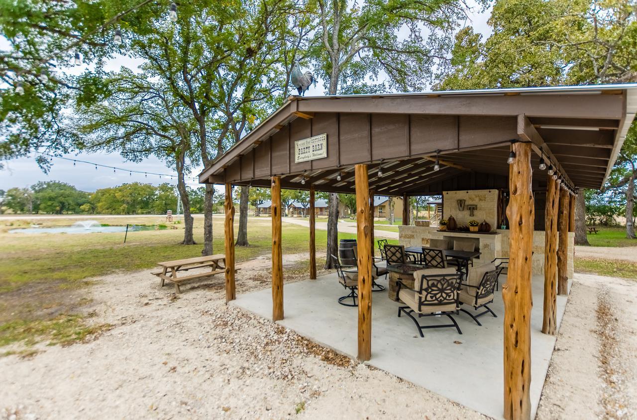 Vineyard Trail Cottages- Adults Only Fredericksburg Quarto foto