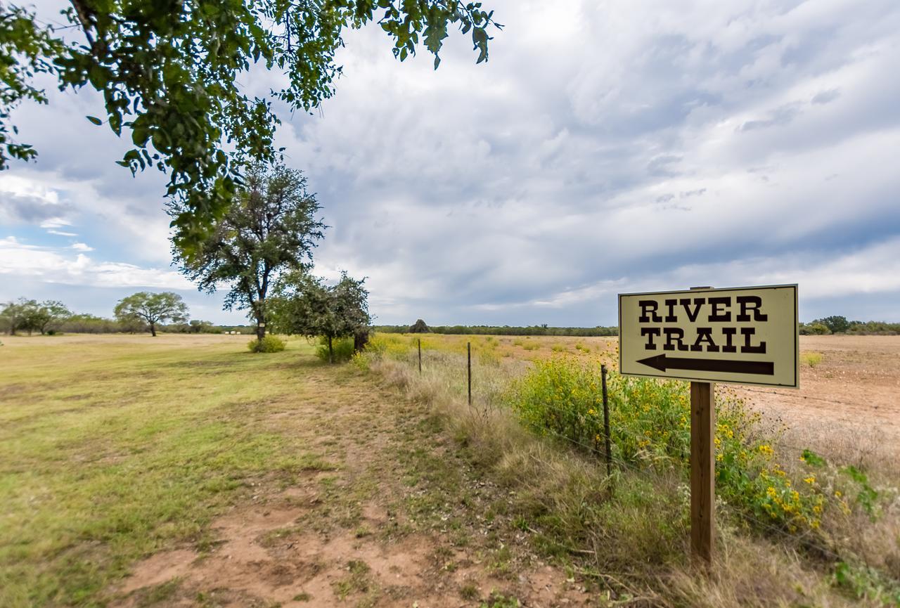 Vineyard Trail Cottages- Adults Only Fredericksburg Quarto foto