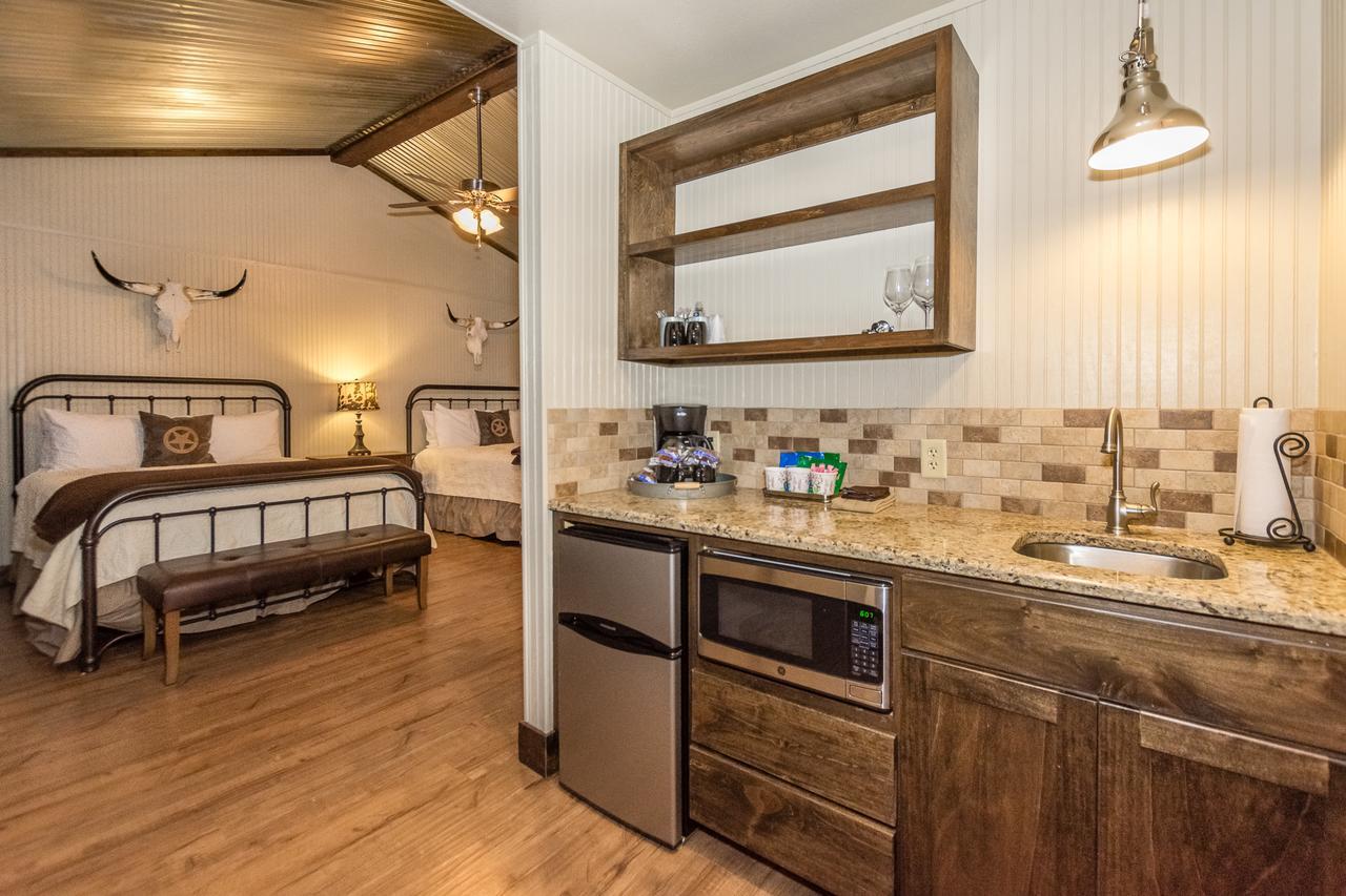 Vineyard Trail Cottages- Adults Only Fredericksburg Quarto foto