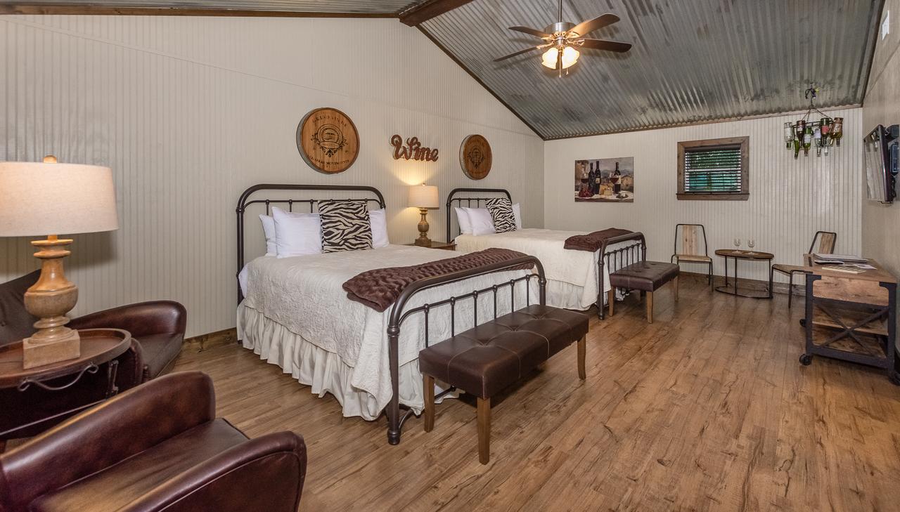 Vineyard Trail Cottages- Adults Only Fredericksburg Quarto foto