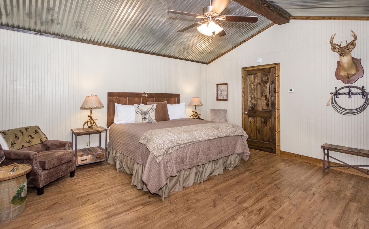 Vineyard Trail Cottages- Adults Only Fredericksburg Quarto foto