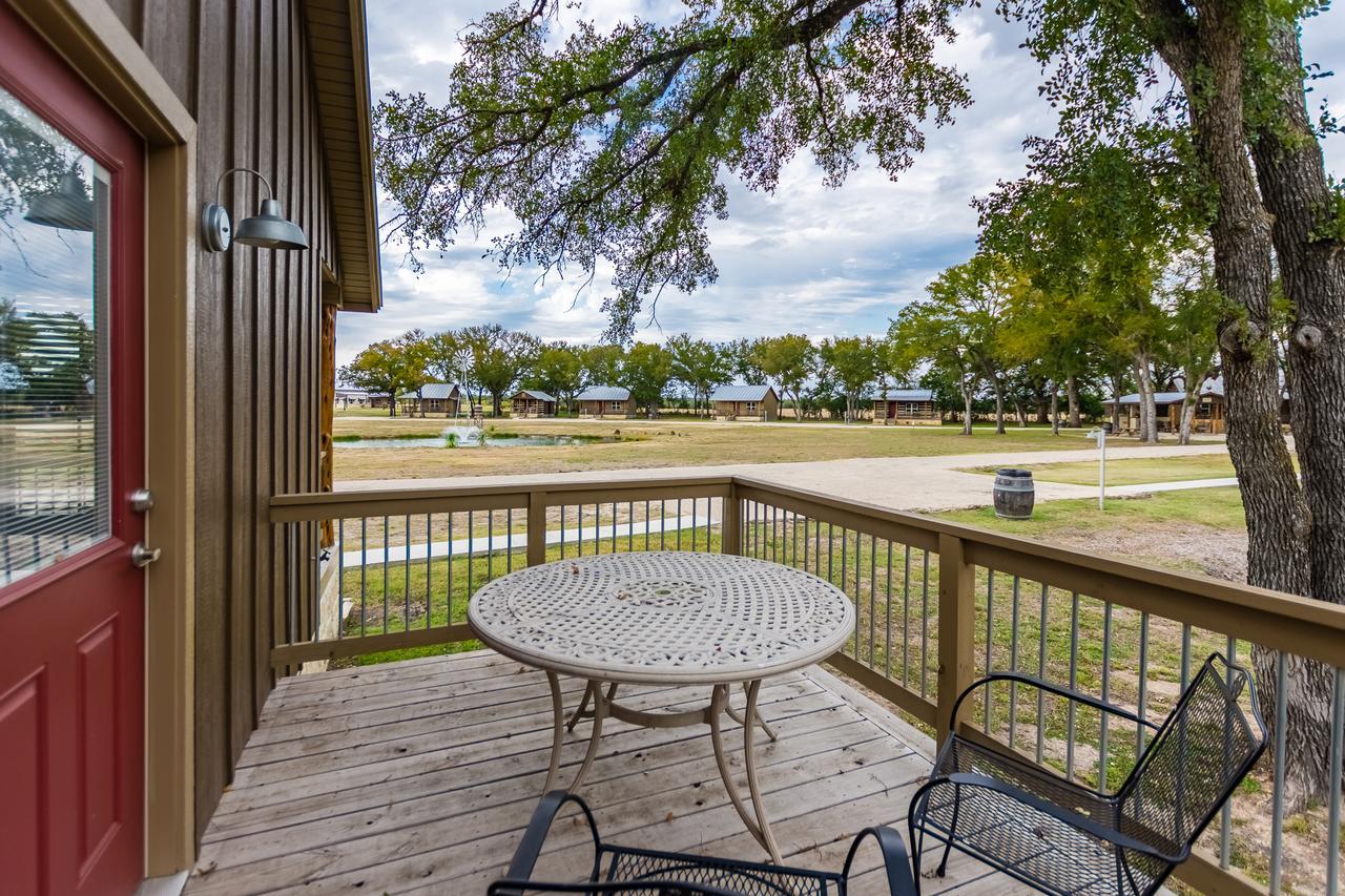 Vineyard Trail Cottages- Adults Only Fredericksburg Quarto foto