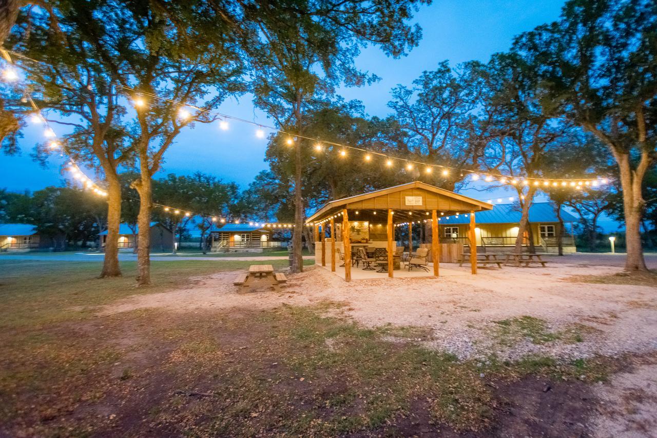 Vineyard Trail Cottages- Adults Only Fredericksburg Quarto foto