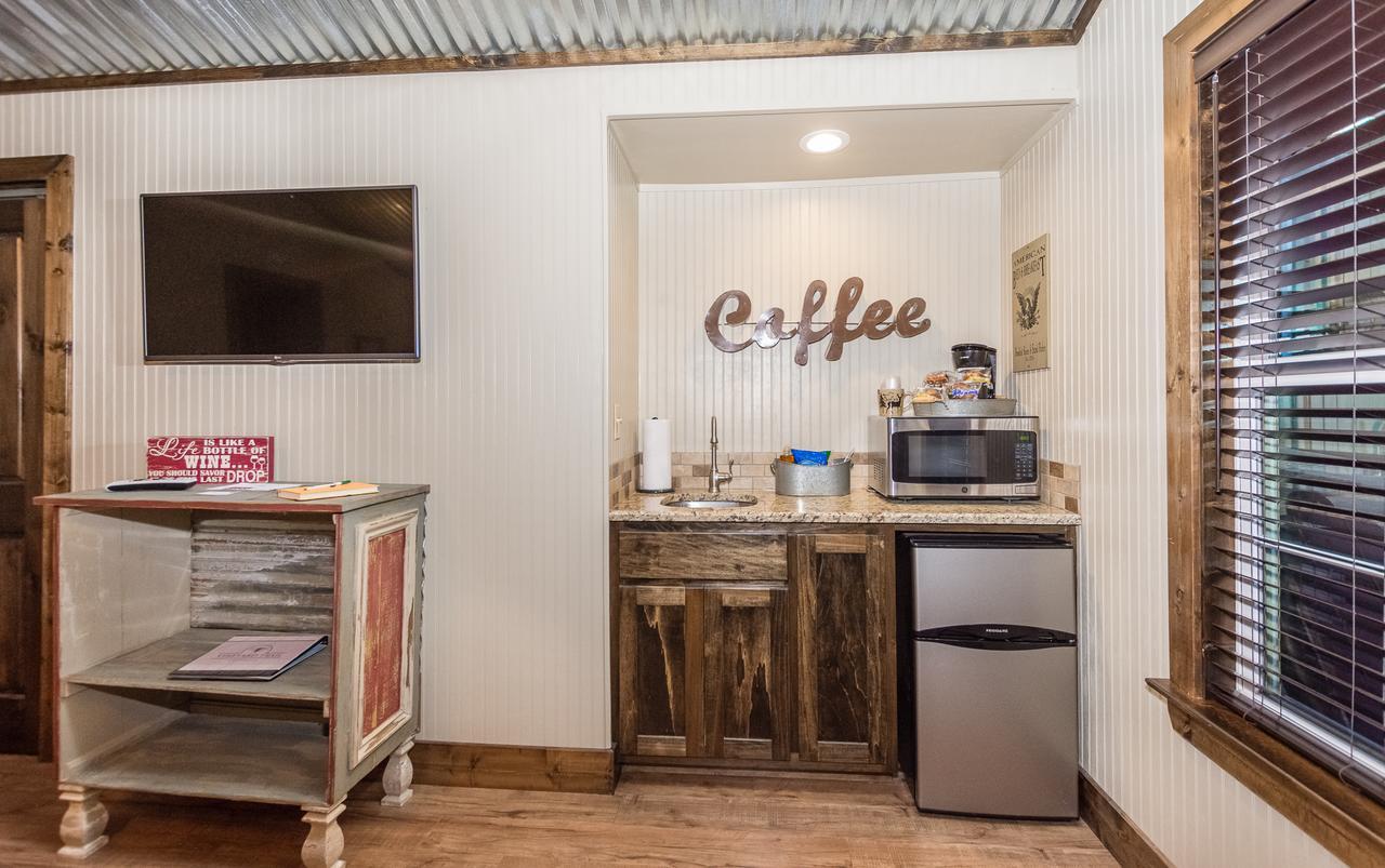 Vineyard Trail Cottages- Adults Only Fredericksburg Quarto foto